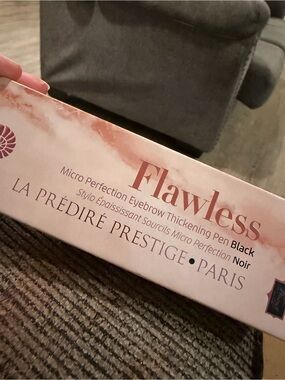 La Prédiré Prestige Flawless Micro Perfection Eyebrow Thickening Pen - Black